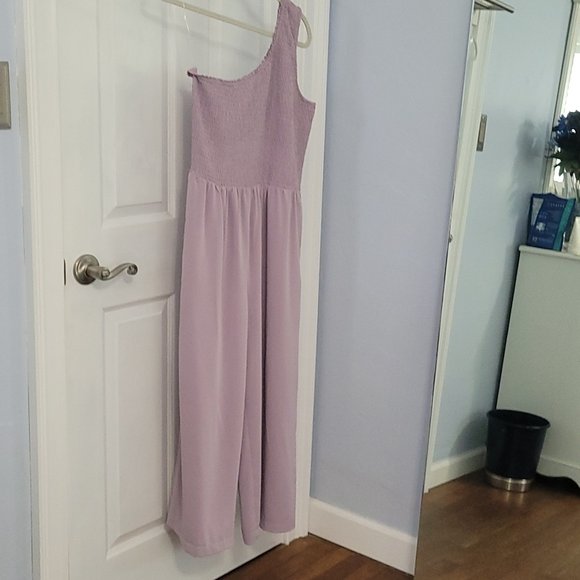 DonnaRinger3's tweet photo. So good I had to share! Check out all the items I'm loving on @Poshmarkapp from @SeamsReUseful #poshmark #fashion #style #shopmycloset #entro #victoriassecret #stacyadams: https://t.co/zPD3TILexS https://t.co/Gvx4v6VsyD