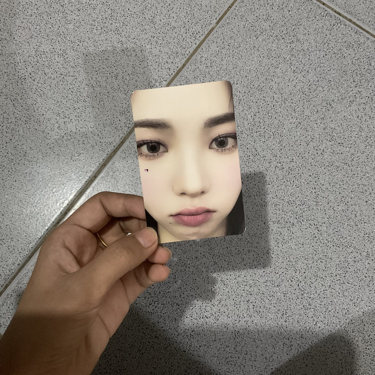 kmjschic's tweet photo. kusang umuwi sakin yung breadrinaaaa😭🫶🏻

minjeong, why naman napakahirap mo pauwiin?😭 https://t.co/Vc42C68dNH