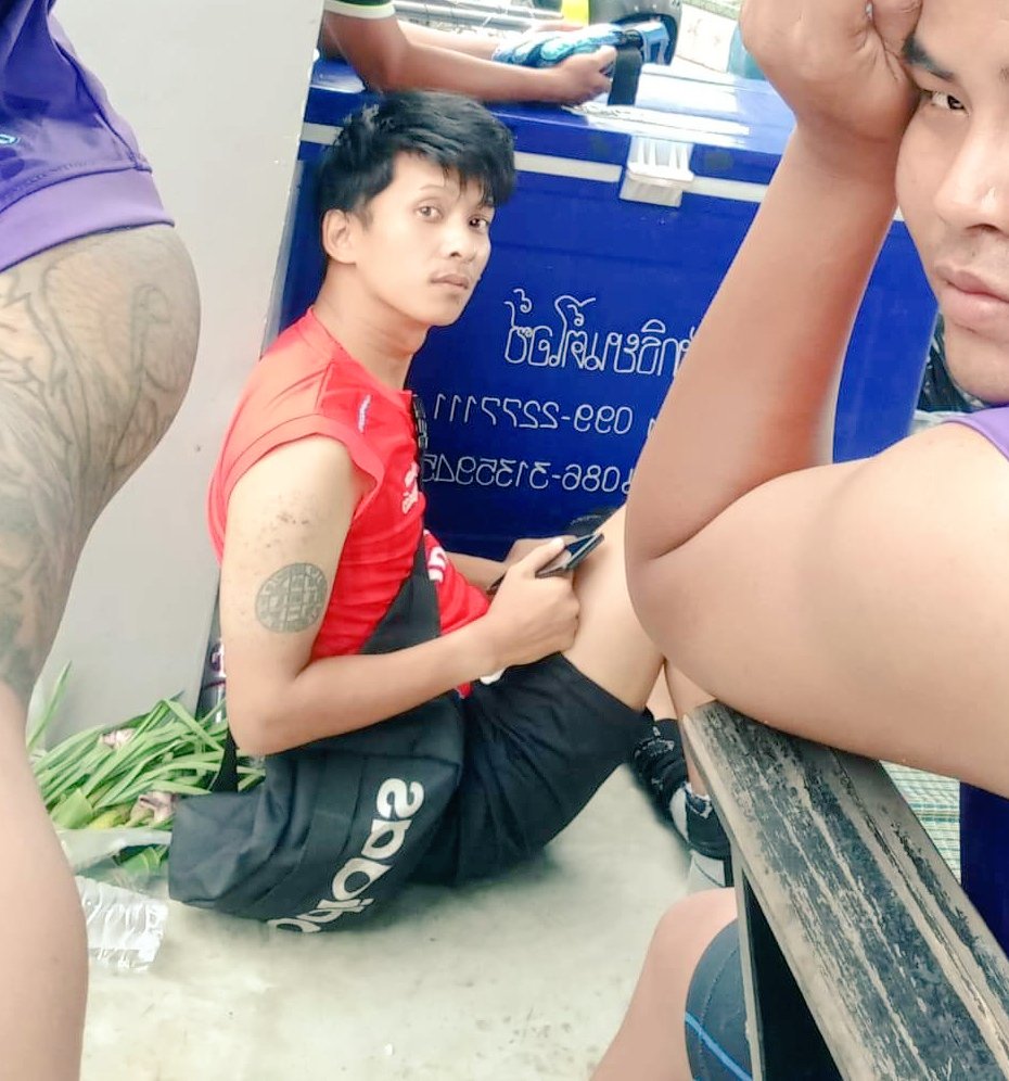 SuttirakM's tweet photo. เหนื่อยบอกใครใครจะสนเพราะทุกคนสนใจแต่...เรื่องตัวเอง😔 https://t.co/xbIJiFb0DX