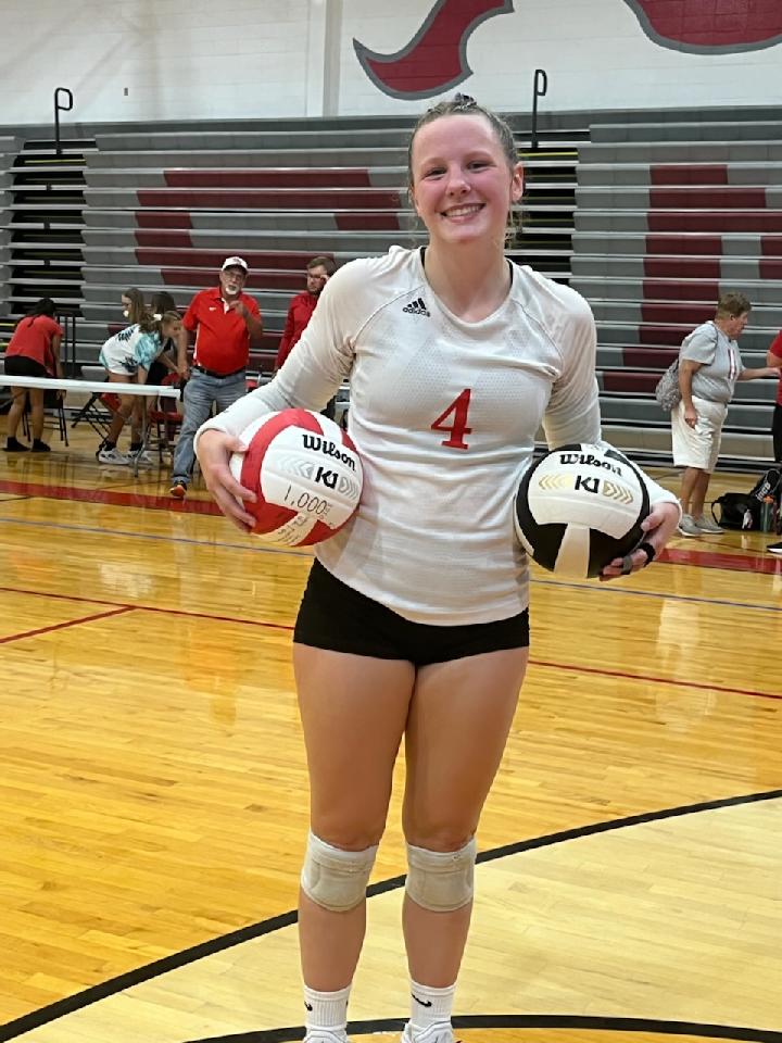 tl_volleyball's tweet photo. Congratulations to @AlainaWolfe04 for reaching 1000 career digs this evening!! No one plays with more heart and hustle. ♥️🤍
@tl_indians https://t.co/swX8nyHuUY