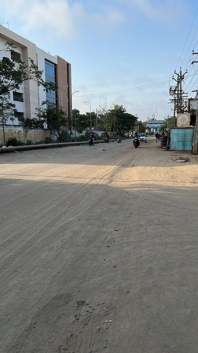 shivahc97's tweet photo. The shittiest road in coimbatore is near tidel park. 
It is like this for almost 3 years 
Imagine when it is raining 
#Coimbatore https://t.co/Ki4sBbXIsl