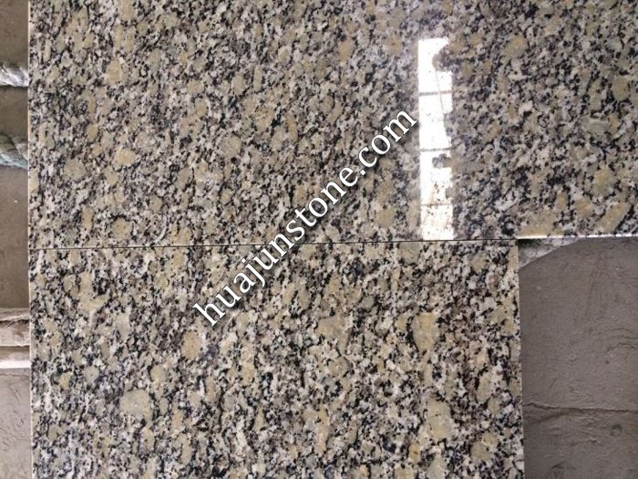 huajunstonecom's tweet photo. Golden Autumn Granite Kitchen Countertops

#granite #conutertop #vanitytop #tabletop #graniteslab #tiles #Kitchen #Bathroom #Slabs #Building #Construction #Stone #Factory #Island #Bathtub #Project #GoldenAutumn https://t.co/1wz7R22VZZ