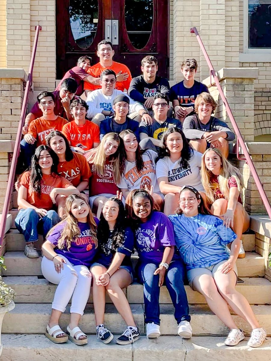 St. Anthony Catholic School 🏫 tweet media