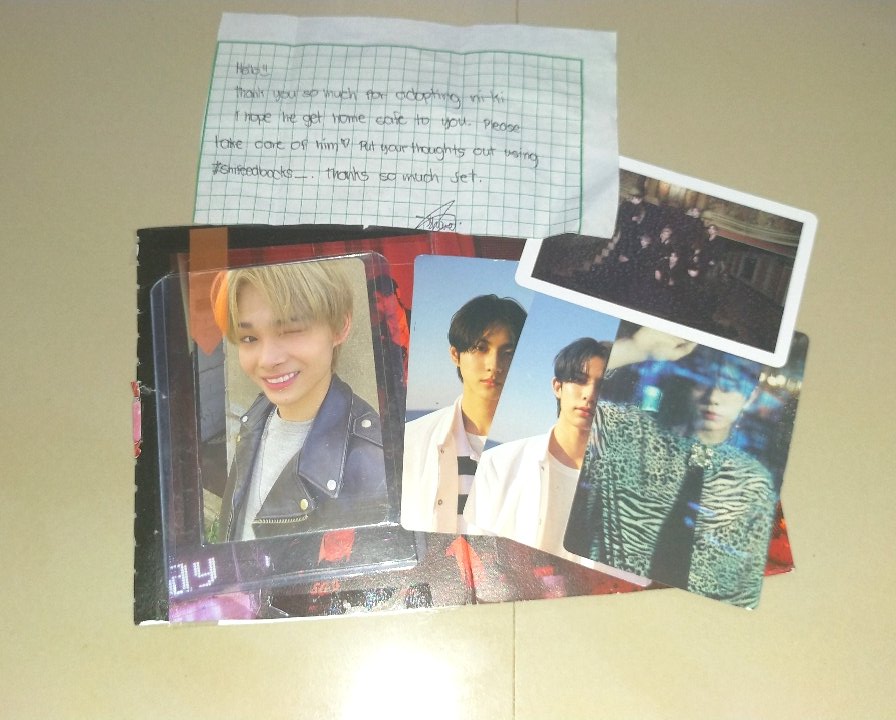 mrsimjaehyun's tweet photo. #ASHmails ❤️

niki gang came home safe and sound^ thanku seller na  sarap kachika at nag ka misunderstanding pa about sa pc nung pag dating😭 pero ayon,, good condi naman pala and factory scratches pala, thanku so much mima! Hope to have more transactions with u pa!

@jysndior https://t.co/XRvOFdLDu4