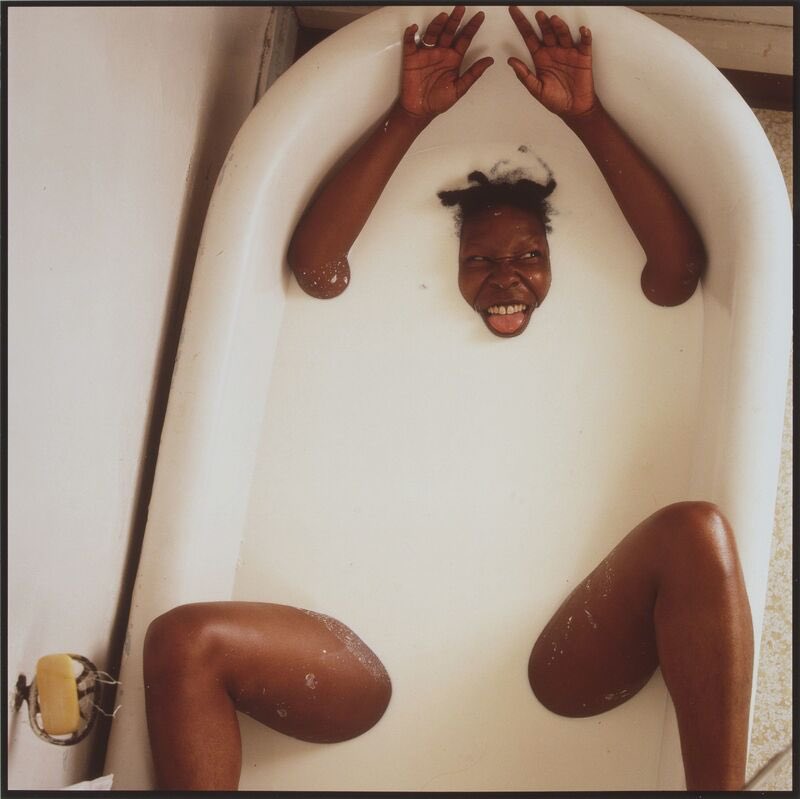 Whoopi Goldberg, photographed by Annie Leibovitz (1984) .