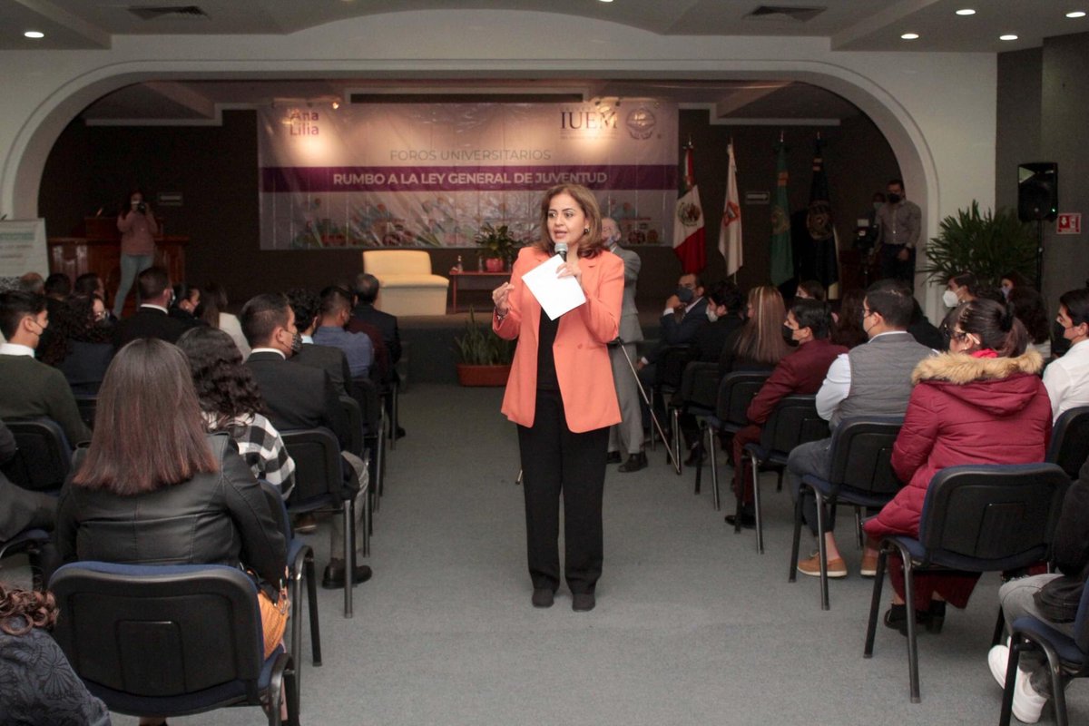 rgprofesional's tweet photo. Disfruto planificar eventos porque puedo lograr experiencias que son realmente significativas.
Es un reto creativo: ¿cómo hacer que cada evento sea atractivo y memorable?
@AnaLiliaHerrera en IUEM. (Fotos: Carlos Hernández) #TeamIUEM #EventPlanner #ForosUniversitarios https://t.co/fz9ALIl7qT
