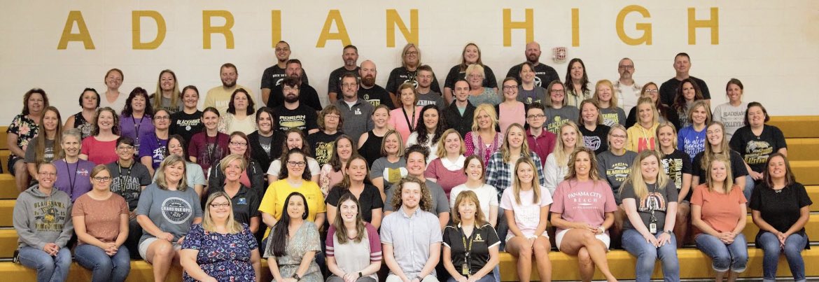 sa_bouchard's tweet photo. Here we go 22-23 school year!! Thanks to @ANewsleader for the picture today! Glad to have our staff in the building and getting ready for our kids this week. Excited for a great year 🖤💛 @BlackhawksAHS @Adrian_Elem https://t.co/1ZwO7IubGC