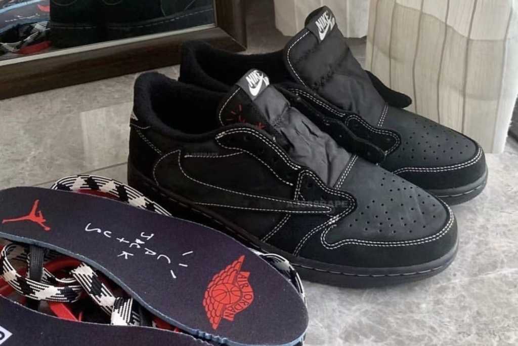 dresscodenet's tweet photo. Travis Scott / Nike Air Jordan1 Black Phantom

トラヴィス・スコット・エア・ジョーダン1

12月15日発売

トラヴィス・スコットの最新モデル「ブラック・ファントム」が22年末に発売

アイテム解説、詳細、定価、ルックブック（着画）販売ページなどを公開中↓
https://t.co/3GuWS6x9cV https://t.co/oLRb99elFG
