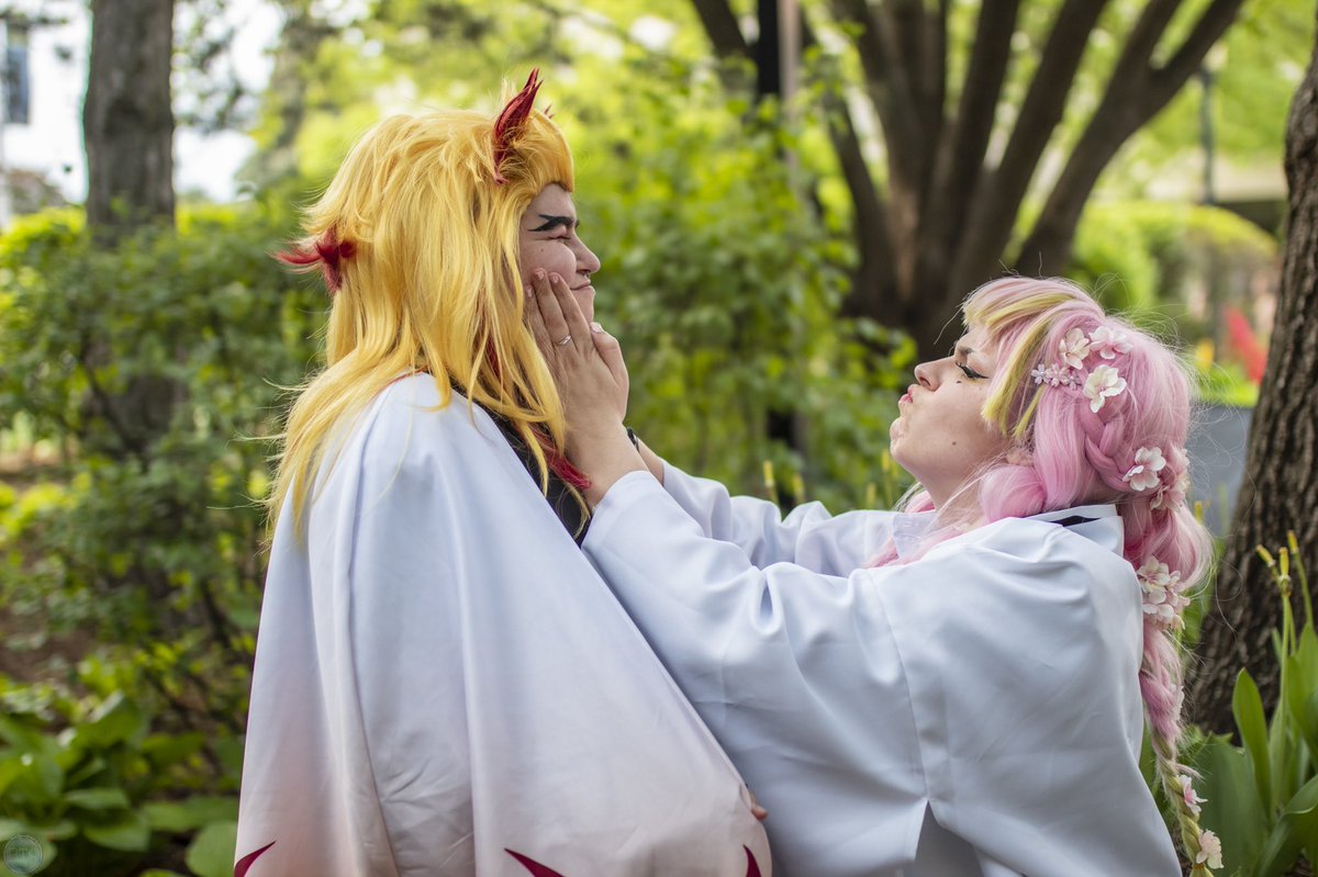 CheerfulGhosty's tweet photo. Some of my rengoku pics taken by @ptkphotog!!
Mitsuri is @akemi_arts !! 💖❤️‍🔥 https://t.co/tIrLHbynxt