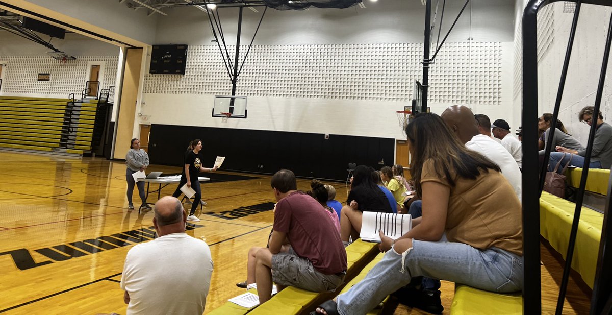 FZEVolleyball's tweet photo. We’ve had a busy week! Our first practices, Photo day, CAPS Meeting, Parent Meeting! Thank you to all who came out tonight and showed our program support for the upcoming season! Be on the lookout for a BIG EMAIL with everything we covered along with answers to your questions! https://t.co/RNUIwrDCgO