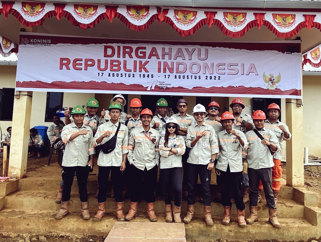 Wawan_Sepoeloe's tweet photo. HSE PT KFM 
#dirgahayuindonesia #dirgahayuindonesia77th🇲🇨 https://t.co/n89PpozBCZ