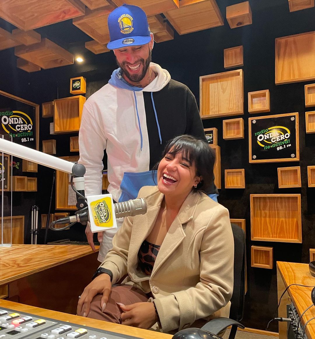 Está dupla 🔥

🗓️ LUNES A VIERNES 
⏰ 6am A 9am 
📻 98.1 
📱 ondacero.com.pe