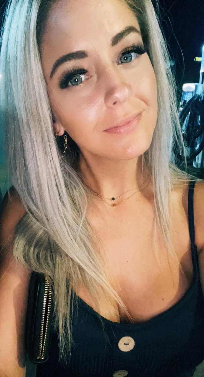 marisol69_'s tweet photo. Hi..I'm 35 years old, I like romantic movies and sleeping 😂 I'm not very pretty but I'll make you smile. This is me..follow https://t.co/IL8hLLNkZO