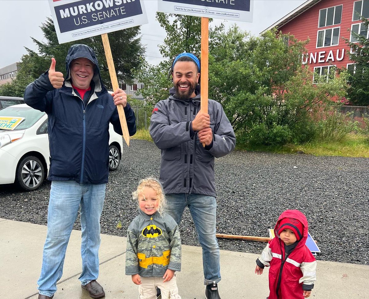 LisaForSenate's tweet photo. #GoVote, Alaska—polls close at 8 pm! On your ballot, #PickOne #PickLisa! https://t.co/ZI5Gutmy7O