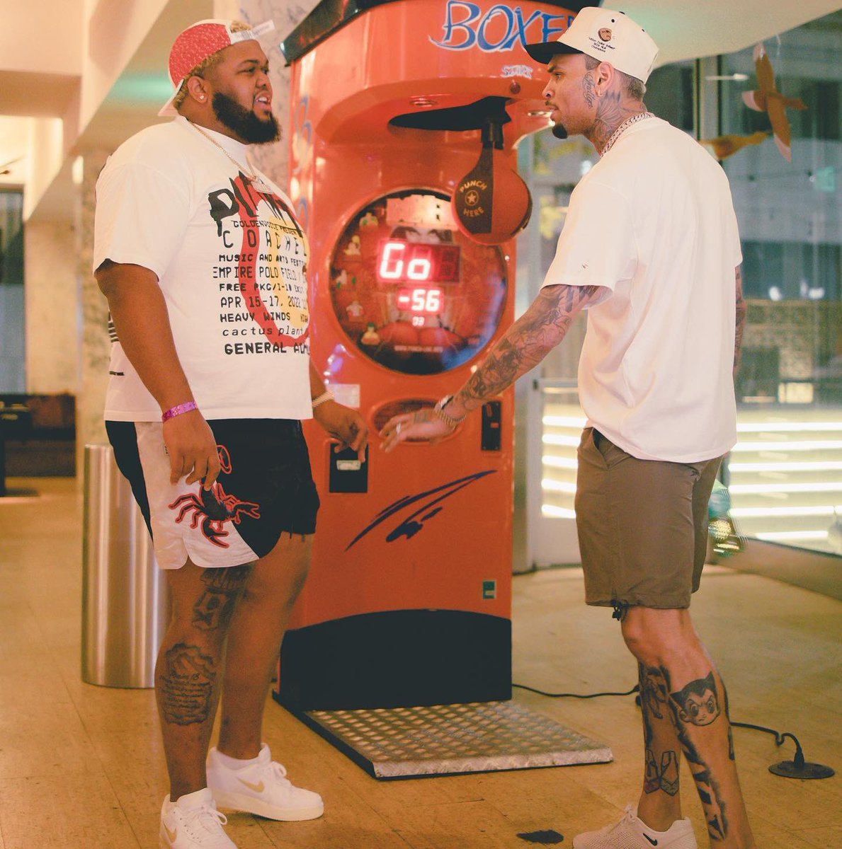 BreezyRelated's tweet photo. Chris Brown and Druski. https://t.co/zcigEUUZKP