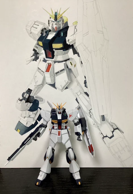 だいたい1/72位の大きさの絵です。MGより大きくPGより小さい感じです。 