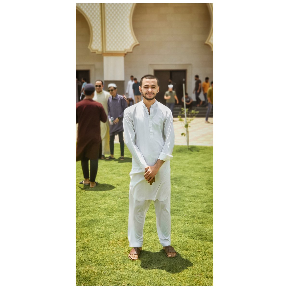 qaiserahtasham1's tweet photo. #NewProfilePic https://t.co/p5VNfJuZ87