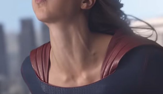 CSIRJen's tweet photo. kara’s neck for the tl https://t.co/QtVnGfRll3