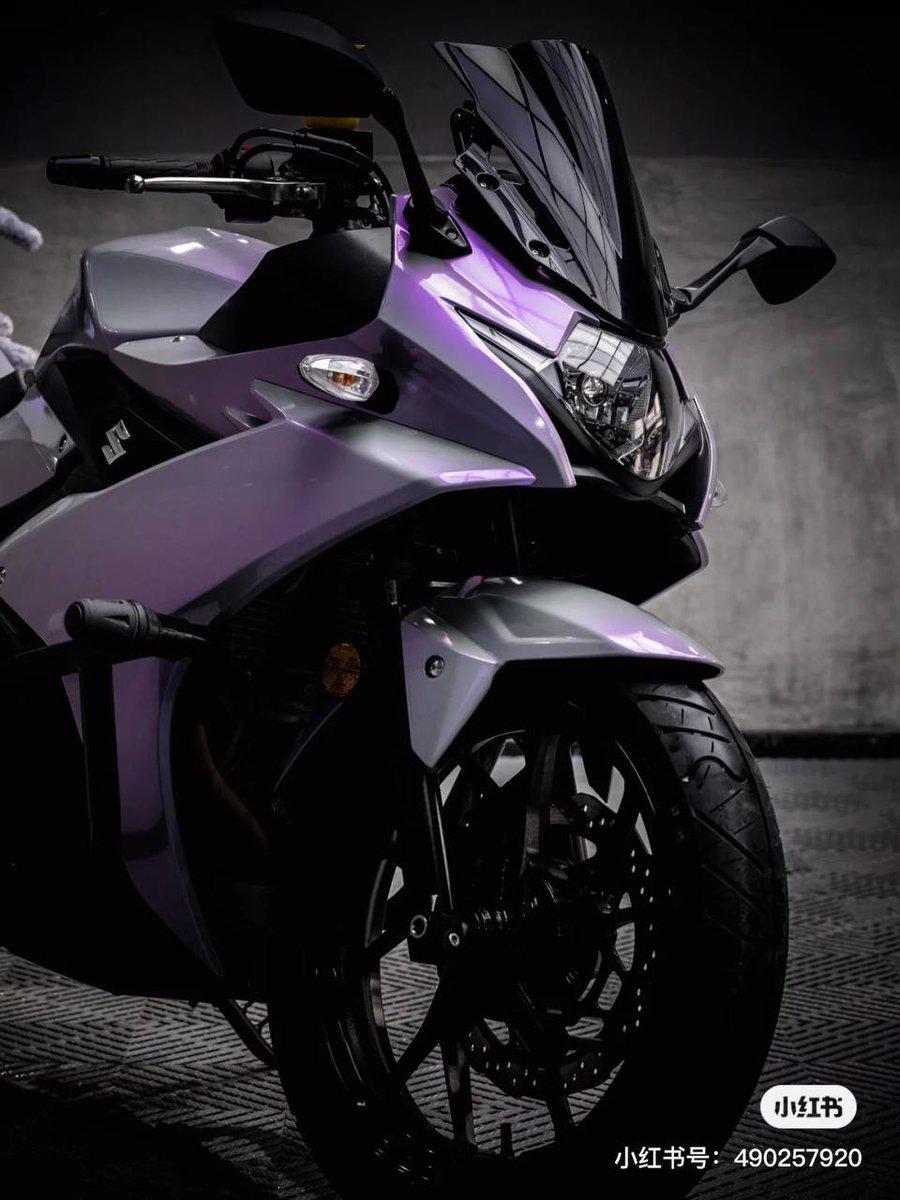 ks7804's tweet photo. スズキGSX 250。
私のような初心者の騎乗にはぴったりです。
#バイク
#スズキバイク
#スズキGSX 250
#騎乗 https://t.co/s2okyJpeMv