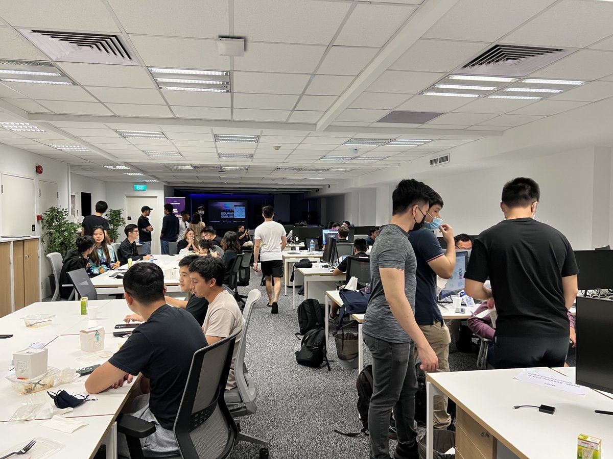 saros_xyz's tweet photo. We're here at @solana Summer Camp Hackathon in Singapore 👋

Venue was absolutely packed with amazing energy 🔥

Fascinating presentation from some new projects on Solana 👀

Major props to the local hosts @MetacampDAO and @solanafm for this great experience 👑 https://t.co/ecvsg1sBRI
