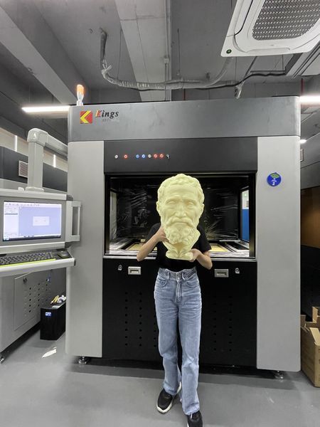 Mammoth3dlab's tweet photo. Check out the big bust printed by KINGS 1000Pro SLA 3D printer!
Max. build size: 1000mm(X)×1000mm(Y)×600mm(Z)
Max Scanning Speed: 18.0m/s
Laser: 2 lasers
Initial Resin: about 880kg
#kings3d #slaprinting #industrialslaprinter #slaprinter #additivemanufacturing https://t.co/ltqqvVbNKg