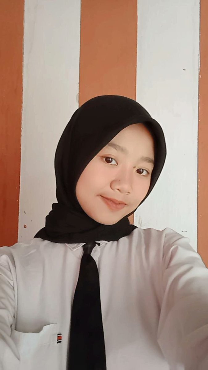 dlychoco's tweet photo. "Pahlawan yang setia itu berkorban, bukan buat dikenal namanya, tetapi semata-mata membela cita-cita." - Mohammad Hatta.
Dirgahayu Republik Indonesia🇮🇩
. 
. 
. 
. 
. 
. 
. 
. 
#HUTRI77
#pulihlebihcepatbangkitlebihkuat
#PKKMBUNNES2022
#UNNES https://t.co/mTwGRv5X6W
