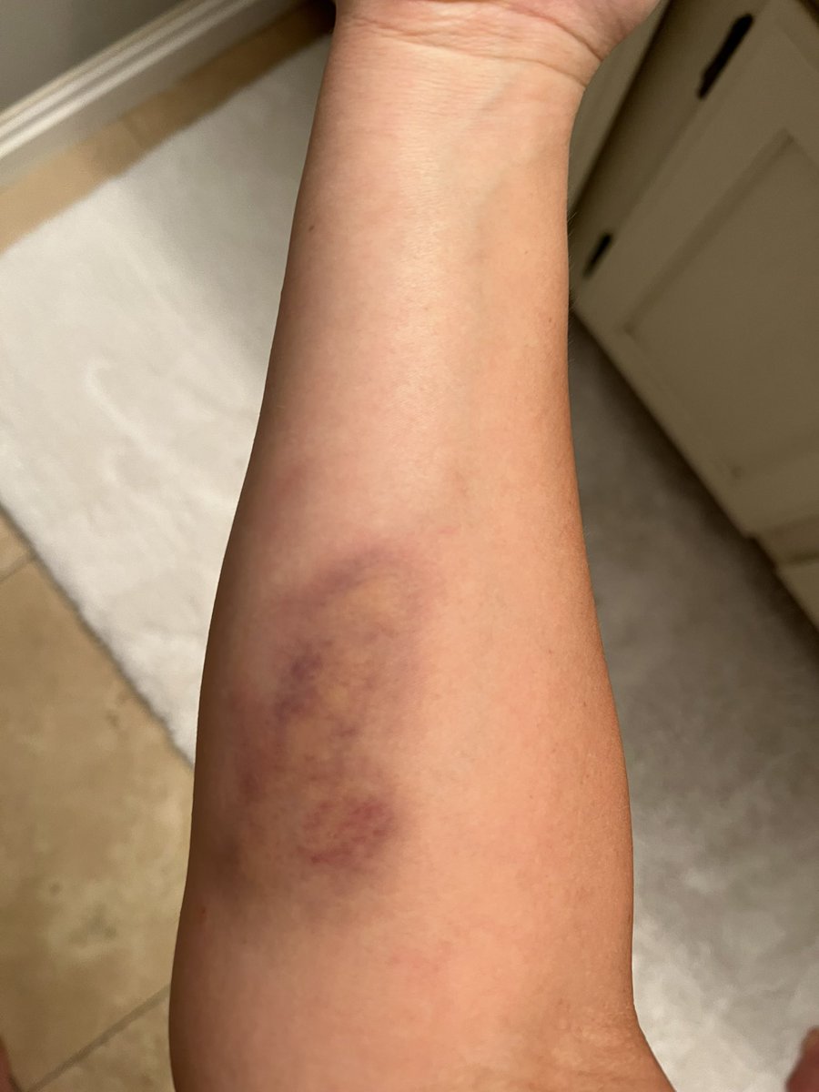 Molly Jones tweet media