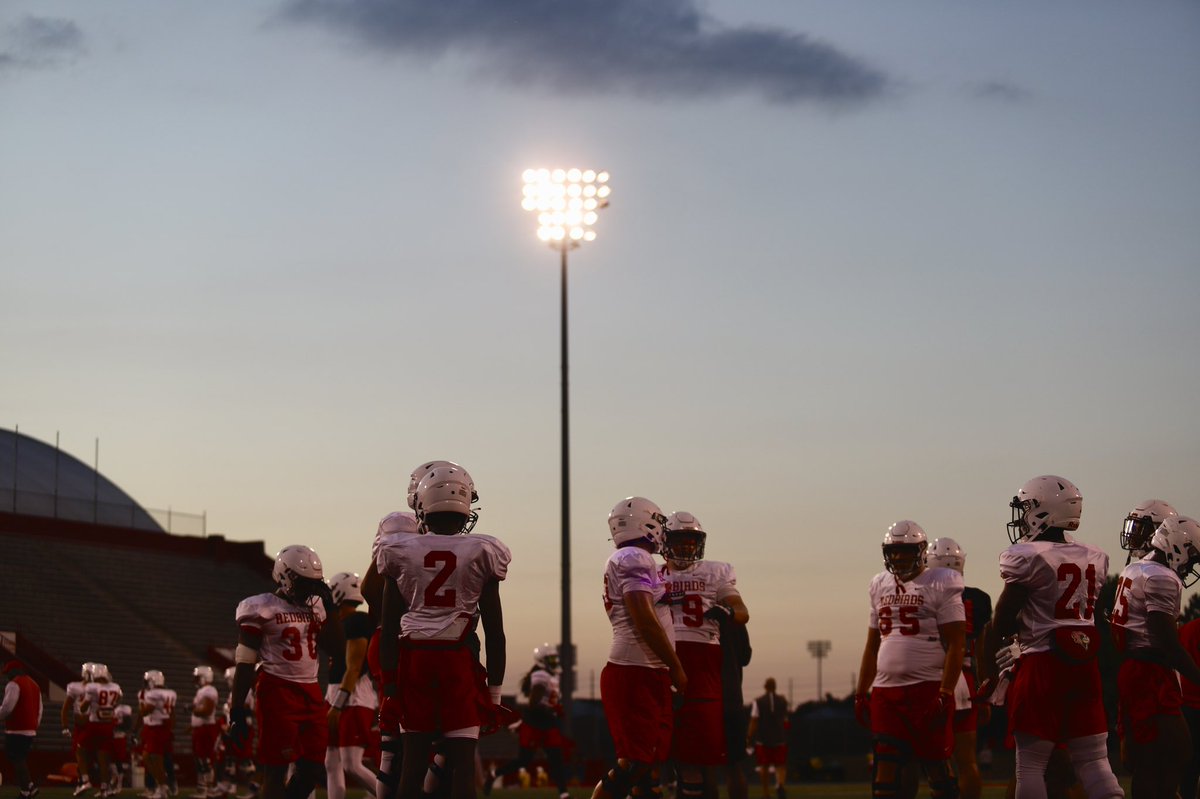 RedbirdFB's tweet photo. under the lightsπ« #FallCamp22 https://t.co/3rYYY8BJki