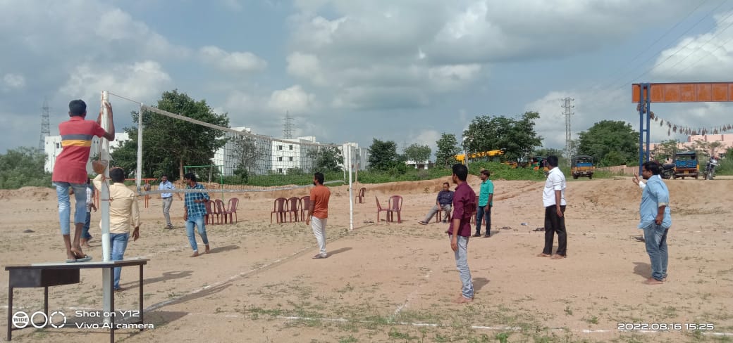 OfficeMedak's tweet photo. భారత స్వాతంత్ర్య వజ్రోత్సవాల సందర్భంగా,మెదక్ జిల్లా పరిధిలో గ్రామీణ యువతకు, ఉద్యోగులకు మండల స్థాయిలో నిర్వహించిన ఆటలపోటీలు.
@ACLB_Medak 
@Collector_MDK 
@DayakarRao2019 
#BharataSwatantraVajrotsavalu https://t.co/EJ99vaEh45