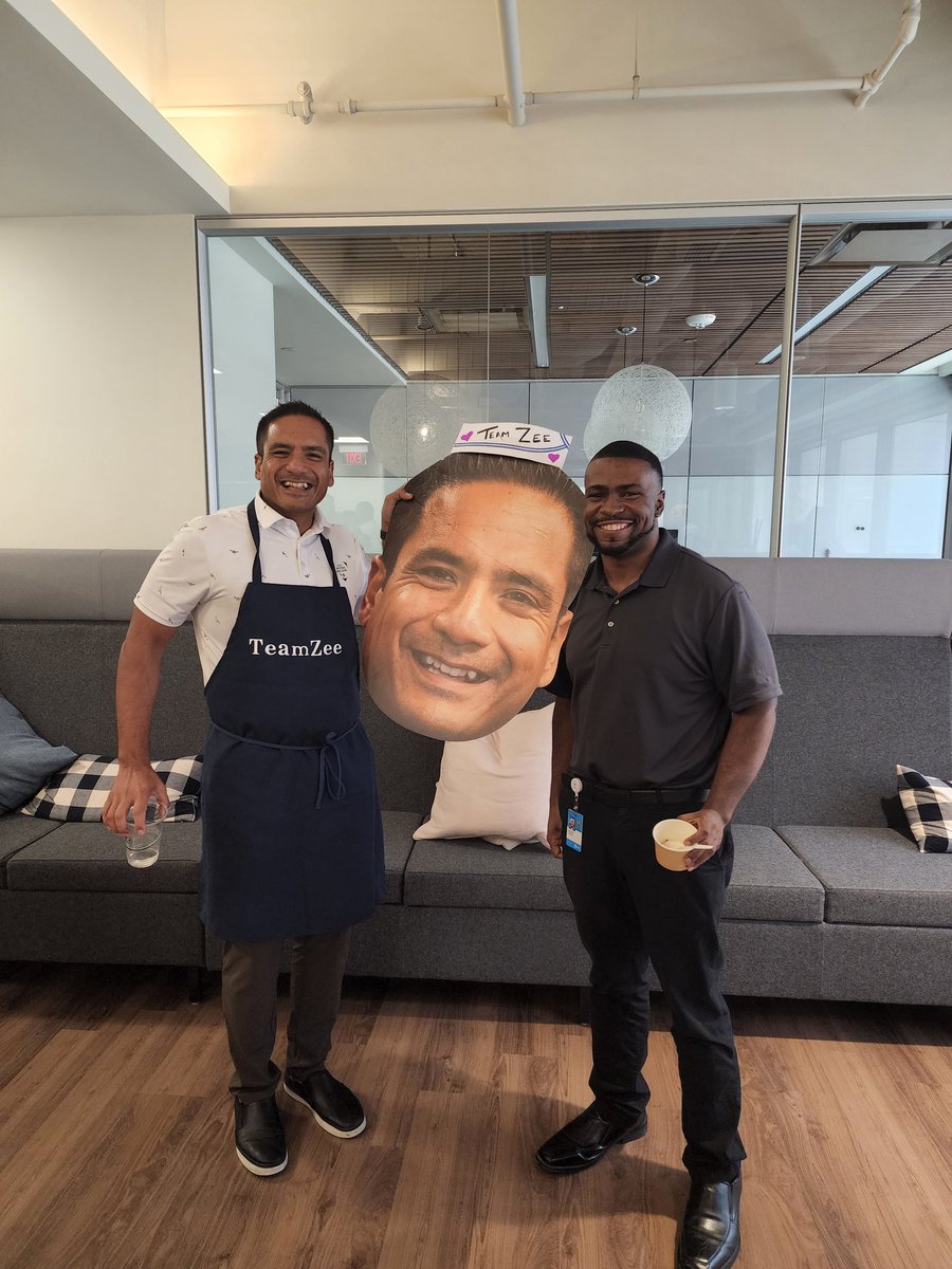 Always great when <a href="/ZeeHussain7/">Zee Hussain</a> is in the office. #TeamZee 😎