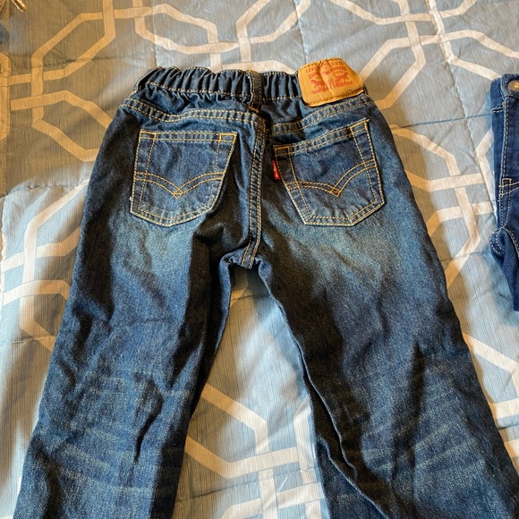 iNextz's tweet photo. So good I had to share! Check out all the items I'm loving on @Poshmarkapp #poshmark #fashion #style #shopmycloset #levis #mimimaternity: https://t.co/sOBzRD2LIj https://t.co/Of2NIOkVNZ