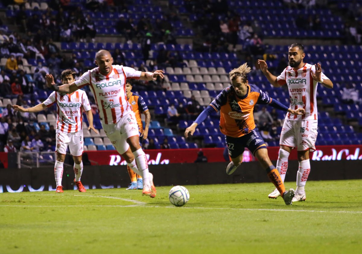 Con GOLAZO de Jordi Cortizo #LaFranja recupera la delantera.

<a href="/ClubPueblaMX/">Club Puebla🎽</a> 2-1 <a href="/ClubNecaxa/">Club Necaxa</a>

📸: <a href="/erikguzmanc/">ERIK GUZMAN</a>
Vía: <a href="/llja7/">alland</a>