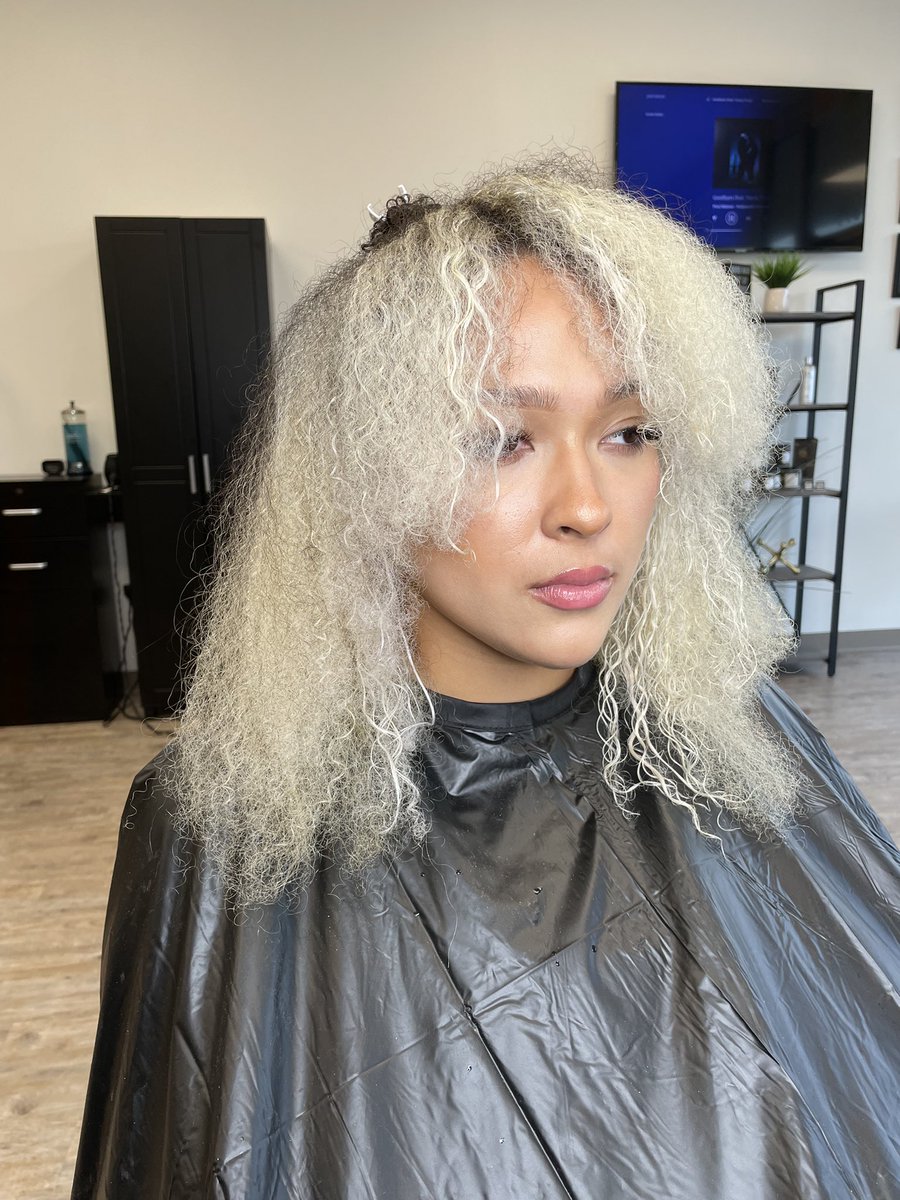 I think I want to go blonde what y’all think 👀?