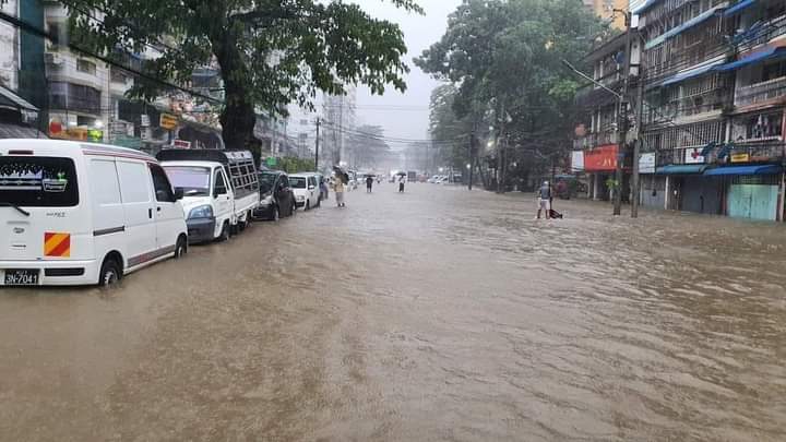 Floating in many Tsps of Yangon, Myanmar. 
The people of Myanmar are suffering not only affected by the brutal killings of terrorists, but also by the floods caused by the weather.
#WhatsHappeningInMyanmar
#2022Aug17Coup