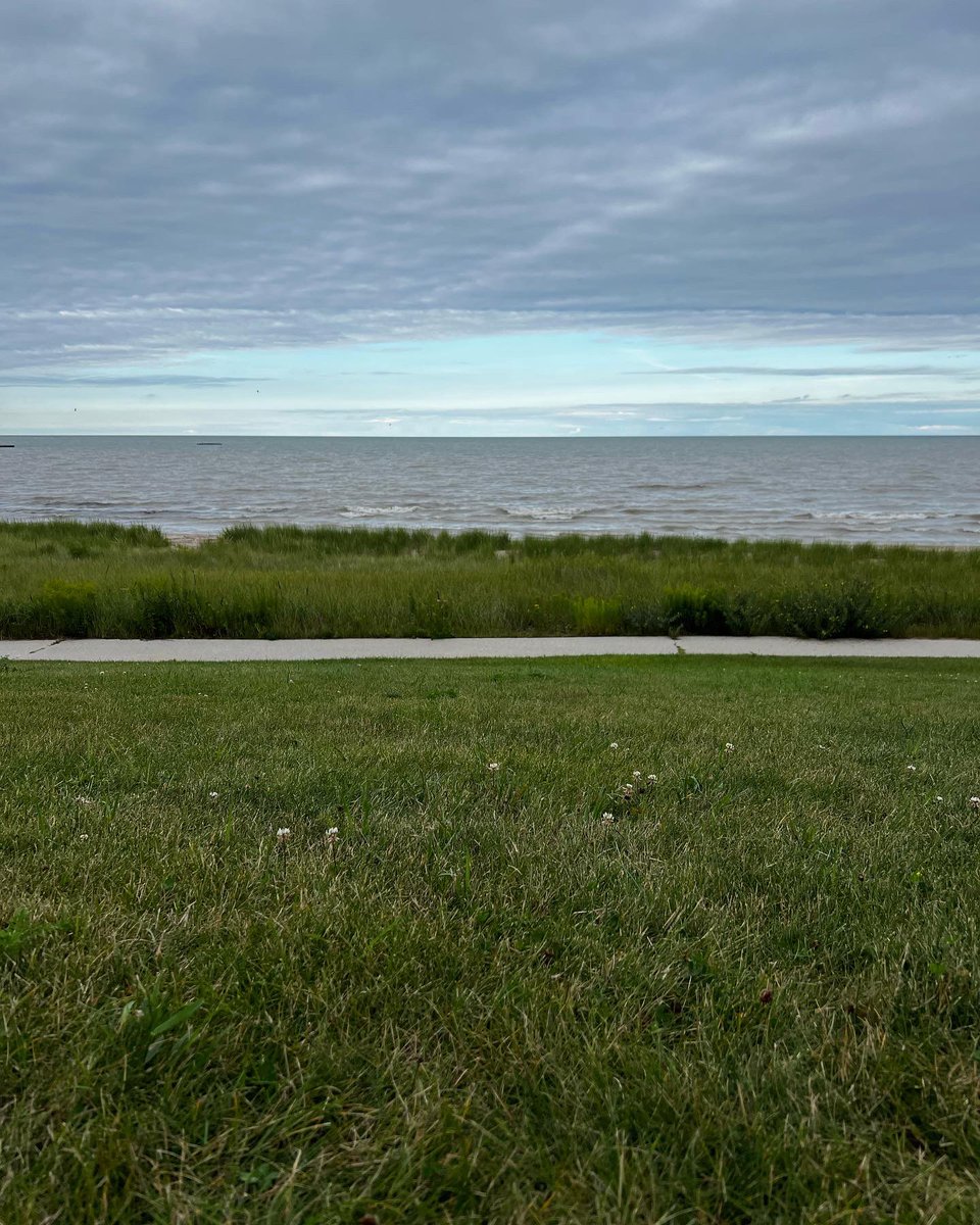 I never understood the power of nature until I watched every interview of the #WynonnaEarp cast. Listening to the journey of <a href="/KatBarrell/">✌🏼Kat Barrell ✌🏼</a> <a href="/DominiqueP_C/">Dominique P-C</a> <a href="/MelanieScrofano/">Melanie Scrofano</a> I have to give my heart to the truth and love they told. I become more myself and push for positive mindset 🌈❤️