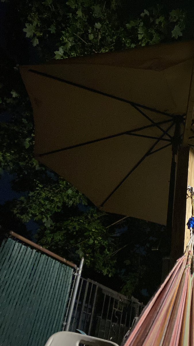 PautaLiz's tweet photo. Este lugar es el que más veces me ha visto llorar, espero poder verlo de otra forma, quizás con el tiempo. https://t.co/nSj2YnWtpo