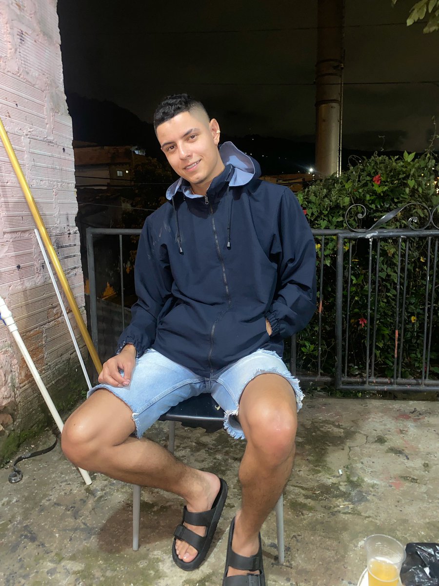 ¡ALEJANDRO!💙 tweet media