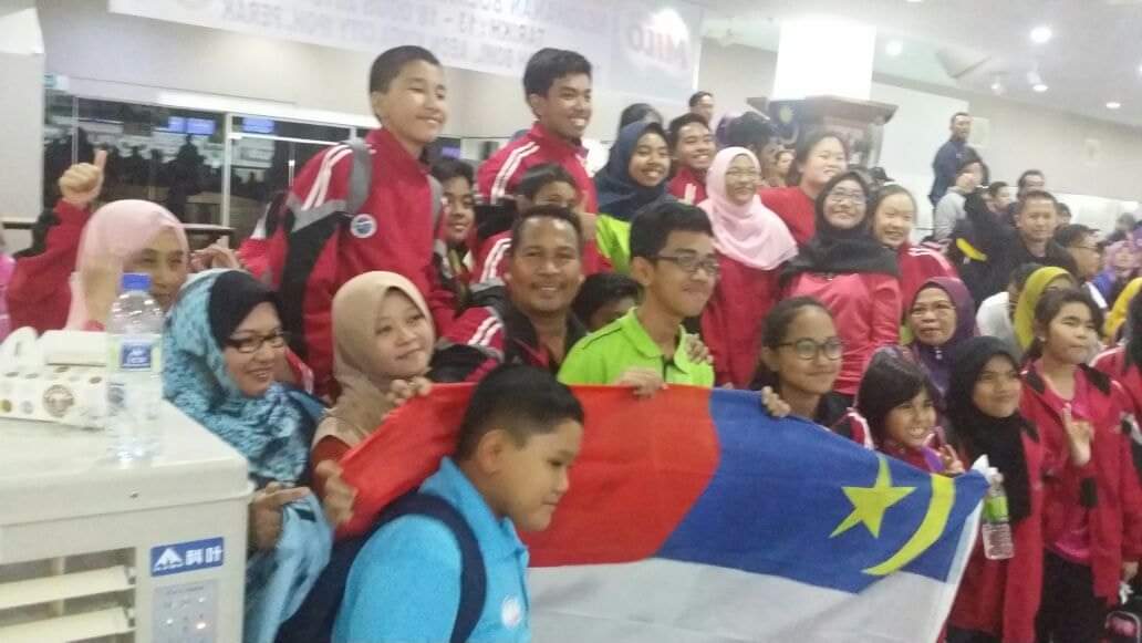 api_alat's tweet photo. In the semis, he beat his opponent from Kedah, by a mere 1 pin, 180 to 179. He finally showed his mental strength and conquered his opponent, the number one seed, in the final over two games.

Thank you to all for your trust, support and doa. https://t.co/U6MCtczeZL