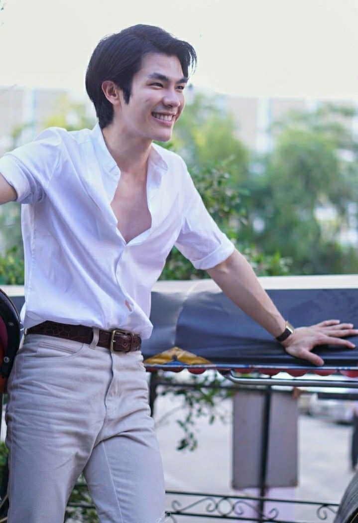 😃😃"Always Wear A Smile Because Your Smile Is A Reason For Many Others #GreenyRose To Smile"😃😃

#OurPrecioussMile

<a href="/milephakphum/">mile phakphum</a> 
#MilePhakphum