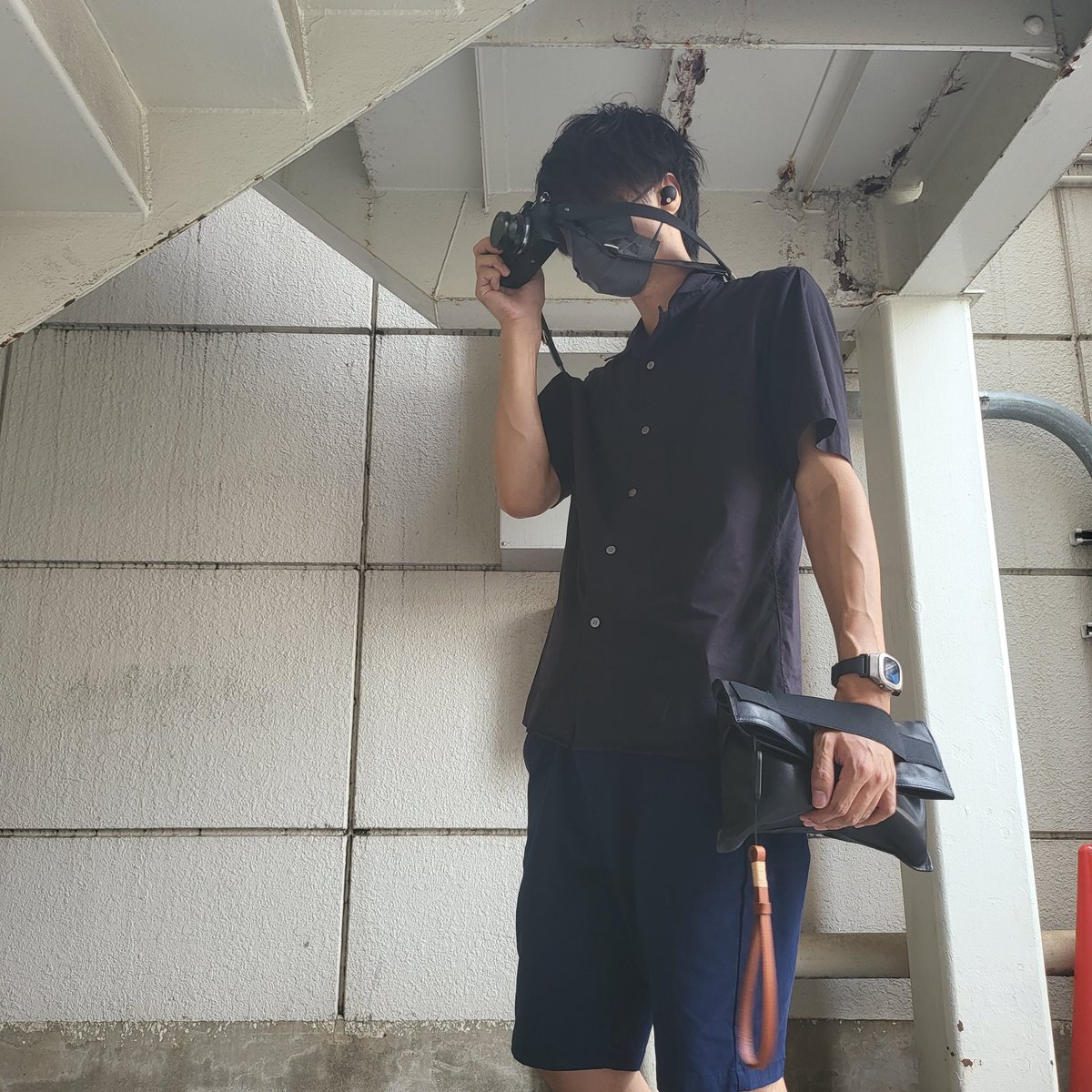 BestLesure_A's tweet photo. 高澤けーすけ(@saradaregend)さんと #drip さん渾身の #flextrap がカッコよすぎてレザーのクラッチバックをつけたらめっちゃいい感じのカバンに。。。
アンカーリンクスで本来の用途と肩掛けとでさくっと切り換えできるギミックも大変よきです。 https://t.co/zonXbUz0xi