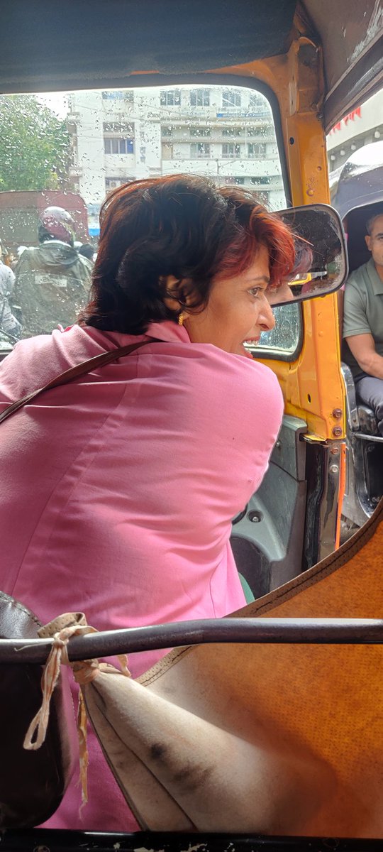 PrachPatil's tweet photo. @ThaneCityPolice
@kapurbavdipolicestation
Lady auto driver reply for asking about Route towards thane station-
"used abusive language, Her tone was very high,rash &amp; nigligent driving.
Pls check attached as there was no traffic
@ThaneCityPolice pls check. https://t.co/Beqbq2QrEi