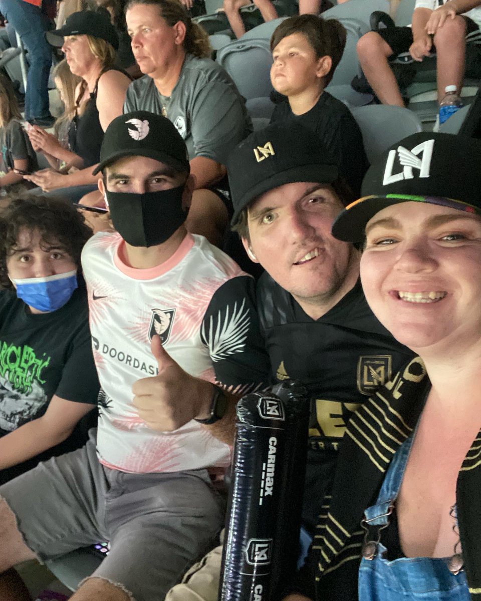 Thank you <a href="/lafc/">LAFC</a> for inviting us into your home tonight! Let’s go black and gold! 🖤 💛 #lafc PS <a href="/mixhalo/">Mixhalo</a> is awesome! <a href="/FightBlindness/">Foundation Fighting Blindness</a>