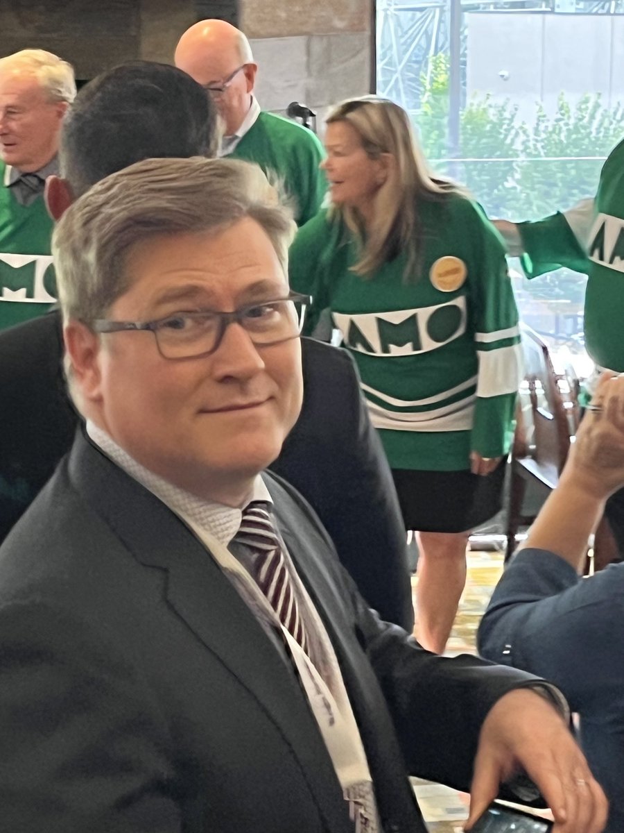 pvanini's tweet photo. Happy 20th Anniversary to all the staff and its fearless leader Brian! ⁦@RedbrickComms⁩ ⁦@AMOPolicy⁩ https://t.co/A80fGKOLZ5
