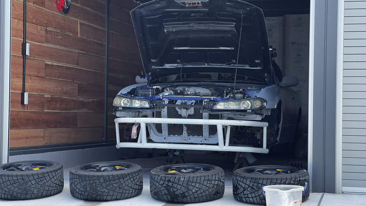 S15PANDEM's tweet image. 久々に四輪上げた。
ホイール洗った。
もう綺麗にならなかった。
#KATAHAMABASE
#片浜ベース