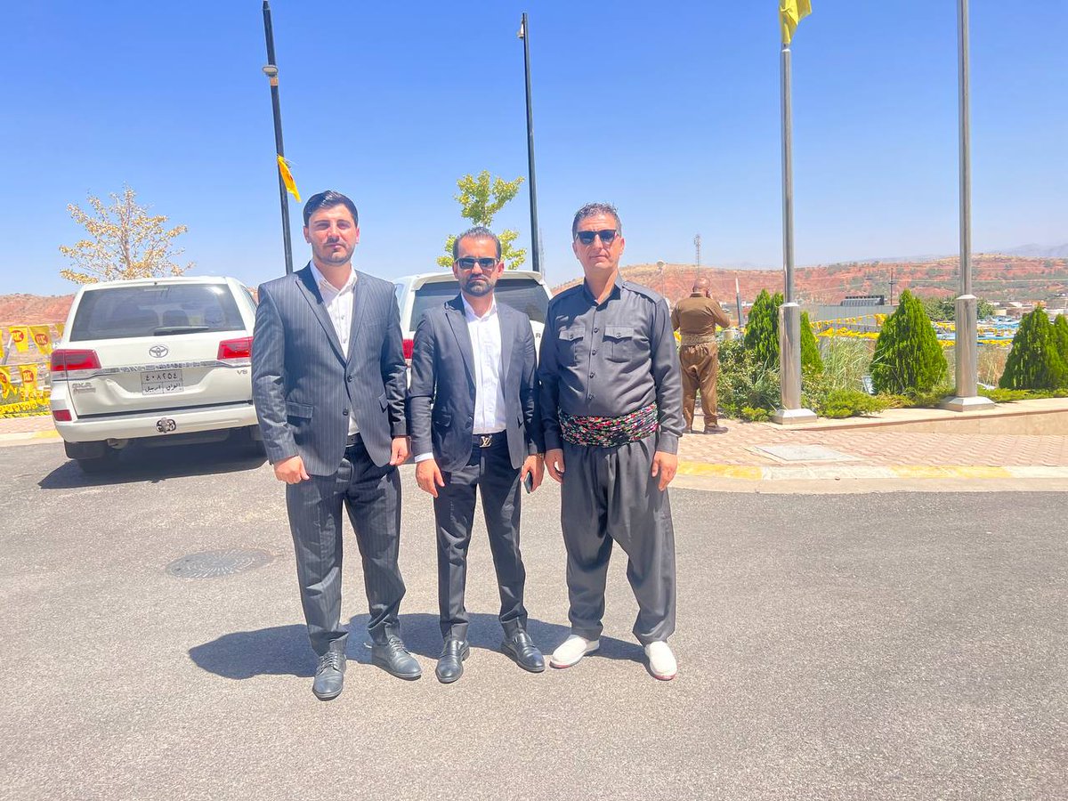 fcpxhewrm's tweet photo. هەمیشە مرۆڤە پاکەکان بەجوانی دەردەکەون و بێ باکن https://t.co/kU6JXwLOdx