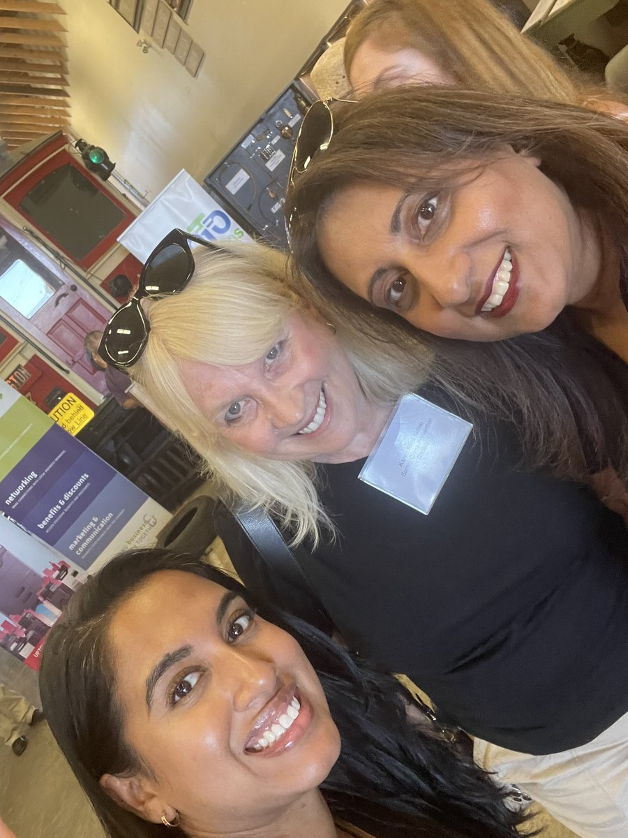michellekumar3's tweet photo. @PreventCrimes at the @CloverdaleCOC Luncheon at the Cloverdale Heritage Railway 🚂 https://t.co/wPq35Mxtzg