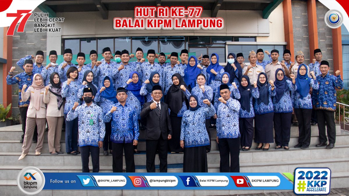 BPPMHKPLampung's tweet photo. Selain itu Kepala BKIPM LAMPUNG menyerahkan Penghargaan Kepada Pegawai BKIPM LAMPUNG Terbaik Semester I Tahun 2022 #BKIM #KKPGOID #KKPAccelerate #SaktiWahyuTrenggono #HUT77thRI @BuTariPmk @bkipm_kkp @AshariSyarief https://t.co/rZNWzevjRk