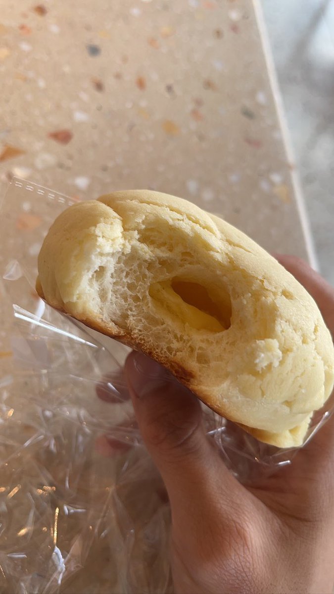 WayV_bbl's tweet photo. •220816• Winwin 💭

“Almuerzo.
Bollo de piña, ¿ya almorzaste? ¿qué comiste? Come mucho, cuídate.” https://t.co/DAFA7Ckp8G