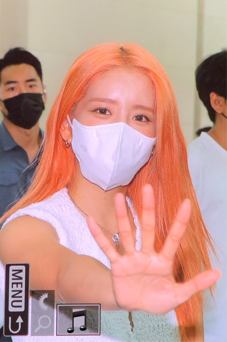 solo_exy's tweet photo. 220817 프리뷰 🦁✈️

#우주소녀 #엑시 #WJSN #EXY https://t.co/iShjbKlpv8