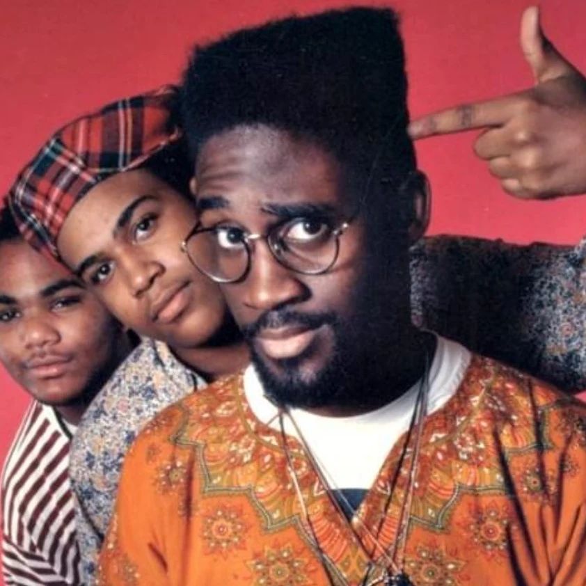 Happy Birthday to Posdnuos (Kelvin Mercer) 
(De La Soul) (August 17, 1969). 